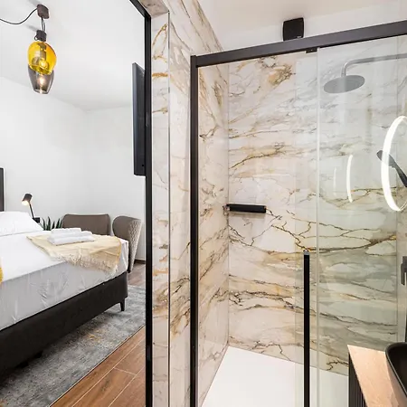 Exclusive Muri Apartment